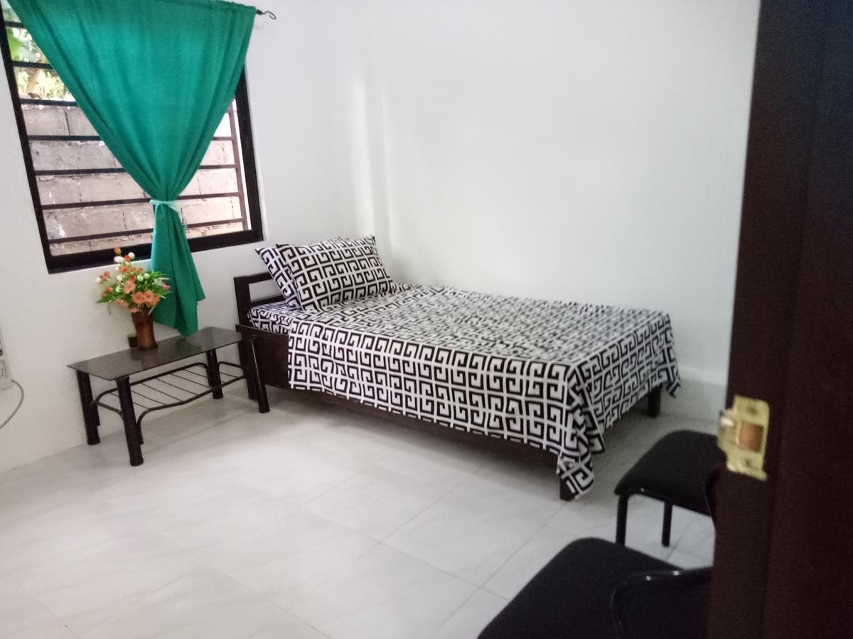 Jmp Hostel Busuanga Eksteriør billede